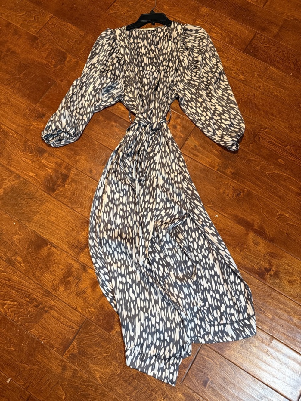 Black & White Printed Wrap Midi Dress with Puff Sleeves